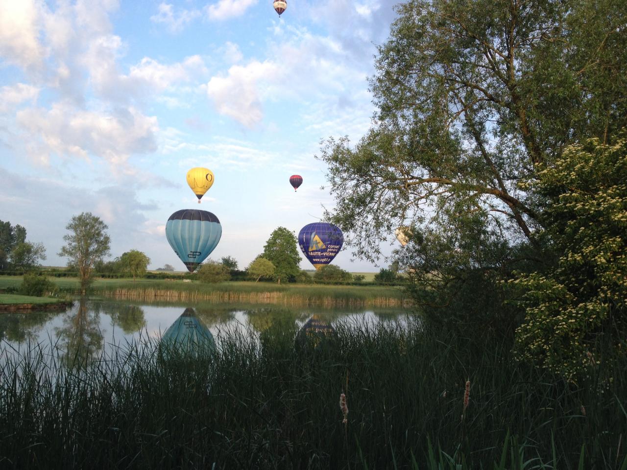 Etang de pêche - Montgolfière